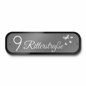 Türschild mit Hausnummer aus Acryl in 40×12 cm