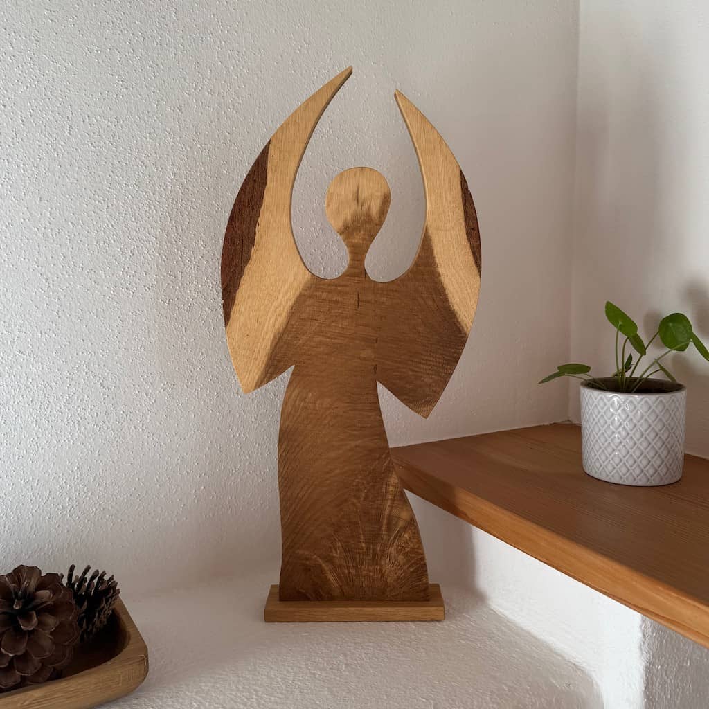 Großer Holzengel modern – Bild 3